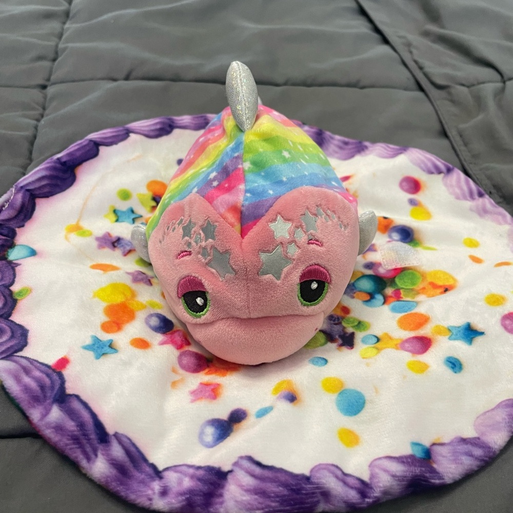 Cutetitos Partyitos Rainbow Fishito Splashito Plush Toy